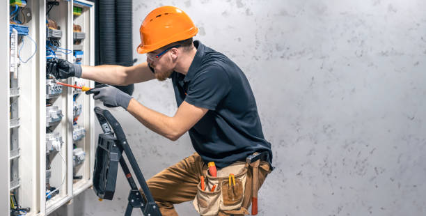 Best Circuit Breaker Repair  in Mission, TX